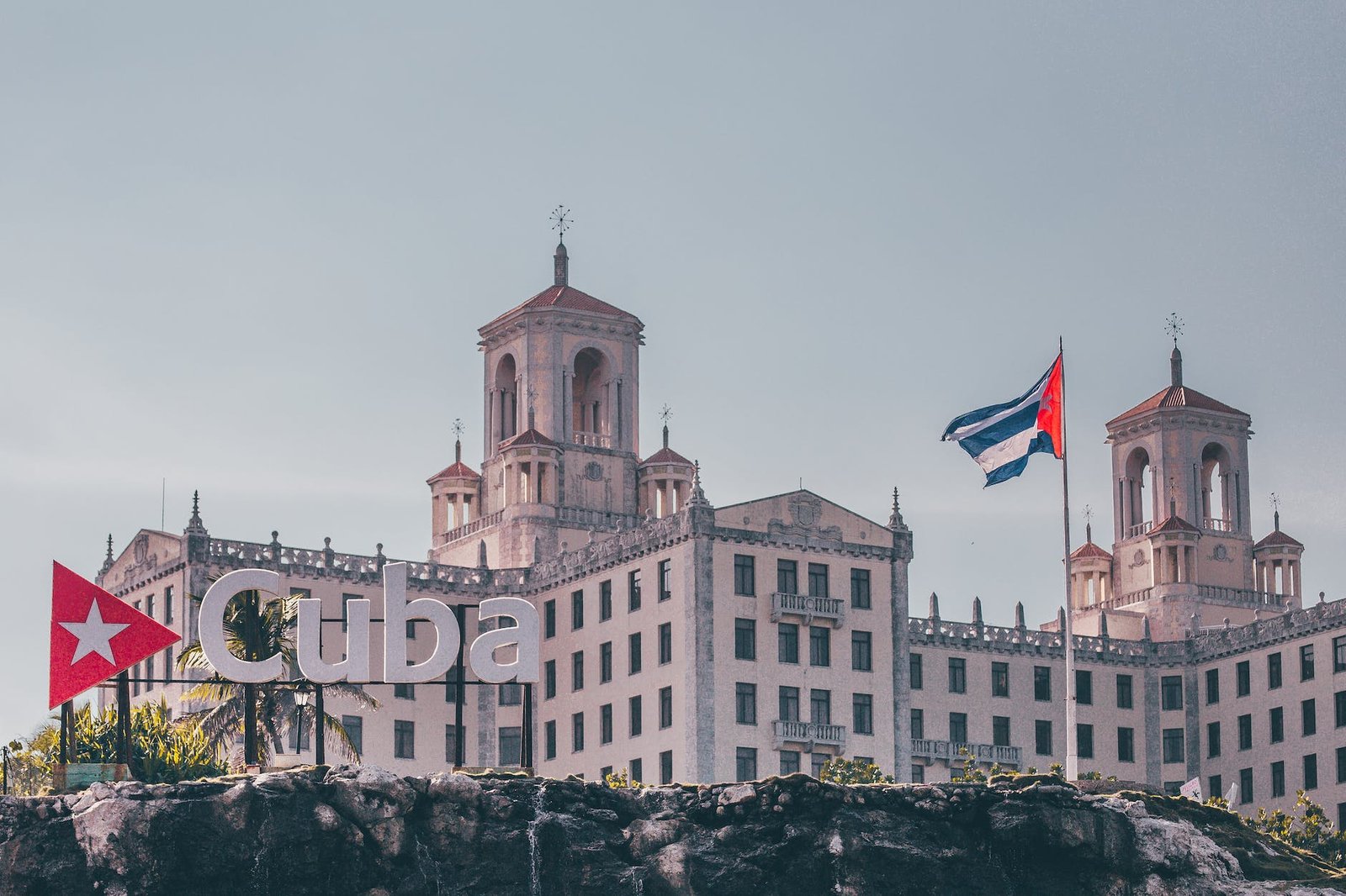 Cuba: Explore the Rich History and Culture of Cuba