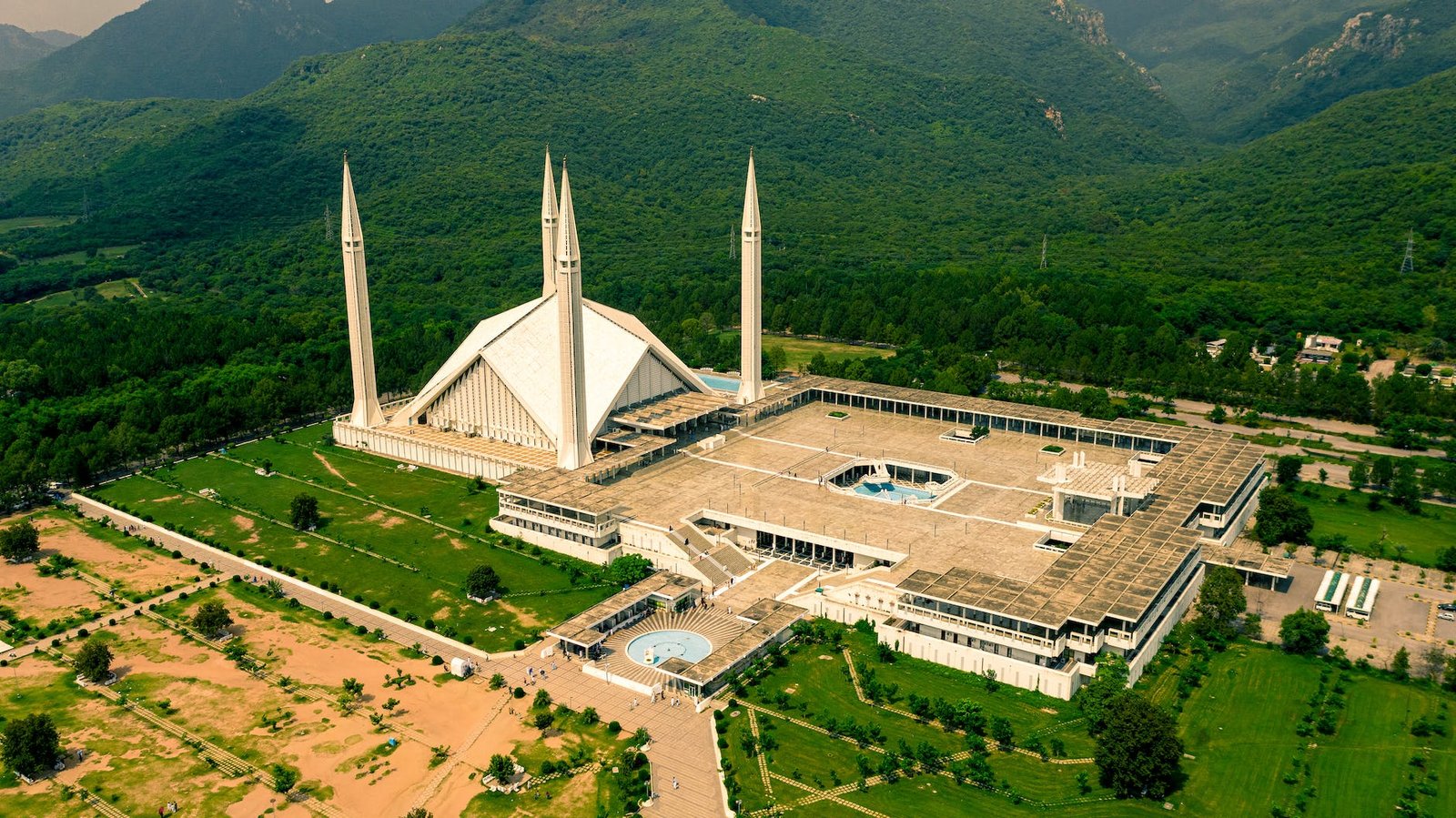 Islamabad | The Capital of Pakistan | Where Modernity and Natural Beauty Coexist